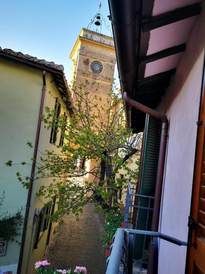 La Casetta Di Nonna Ida Trevignano Romano Exterior photo